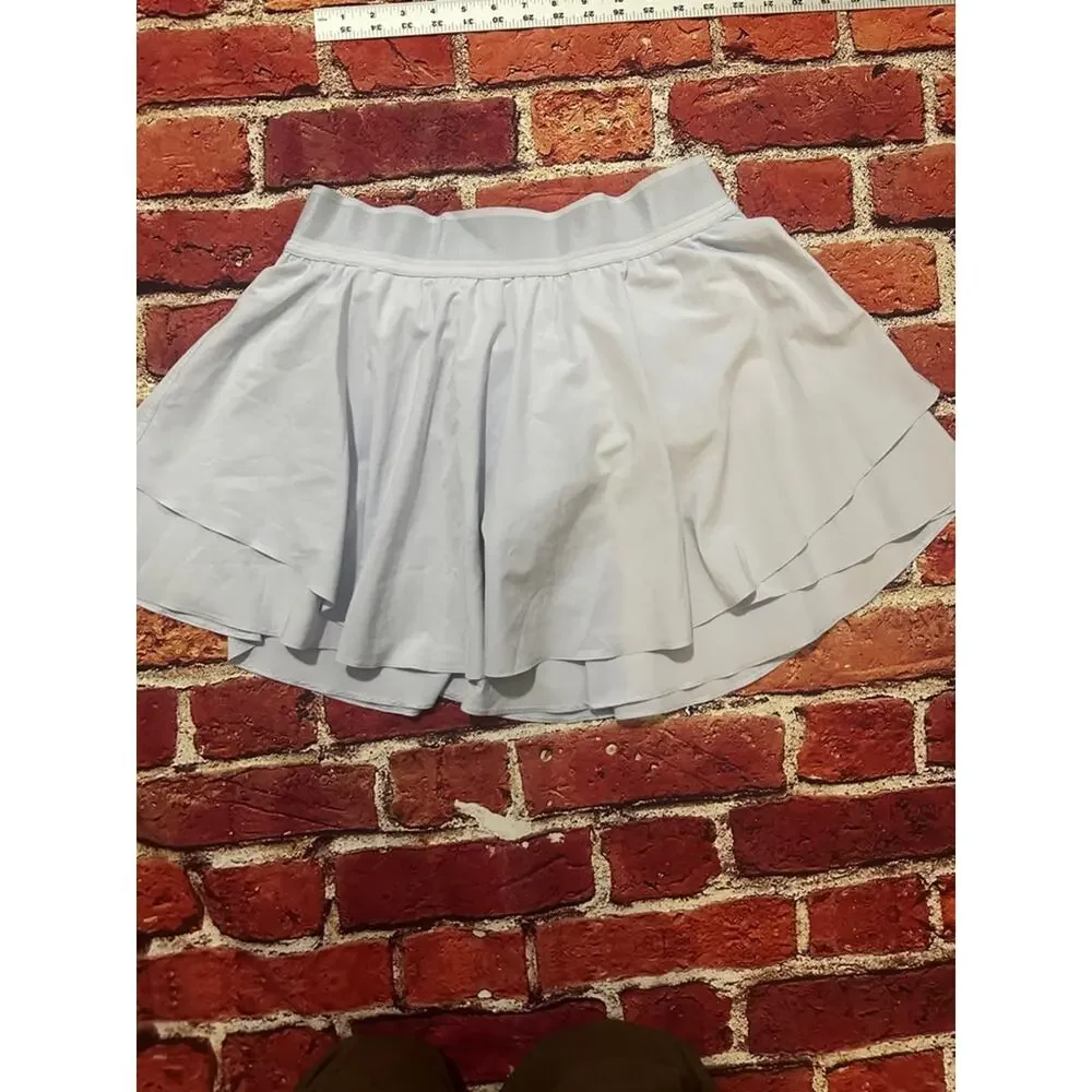 Lululemon skort - Picture 3 of 7